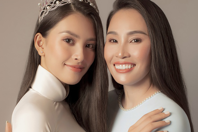 Hoa hậu Trần Tiểu Vy chia sẻ "Người phụ nữ đẹp nhất chính là mẹ"